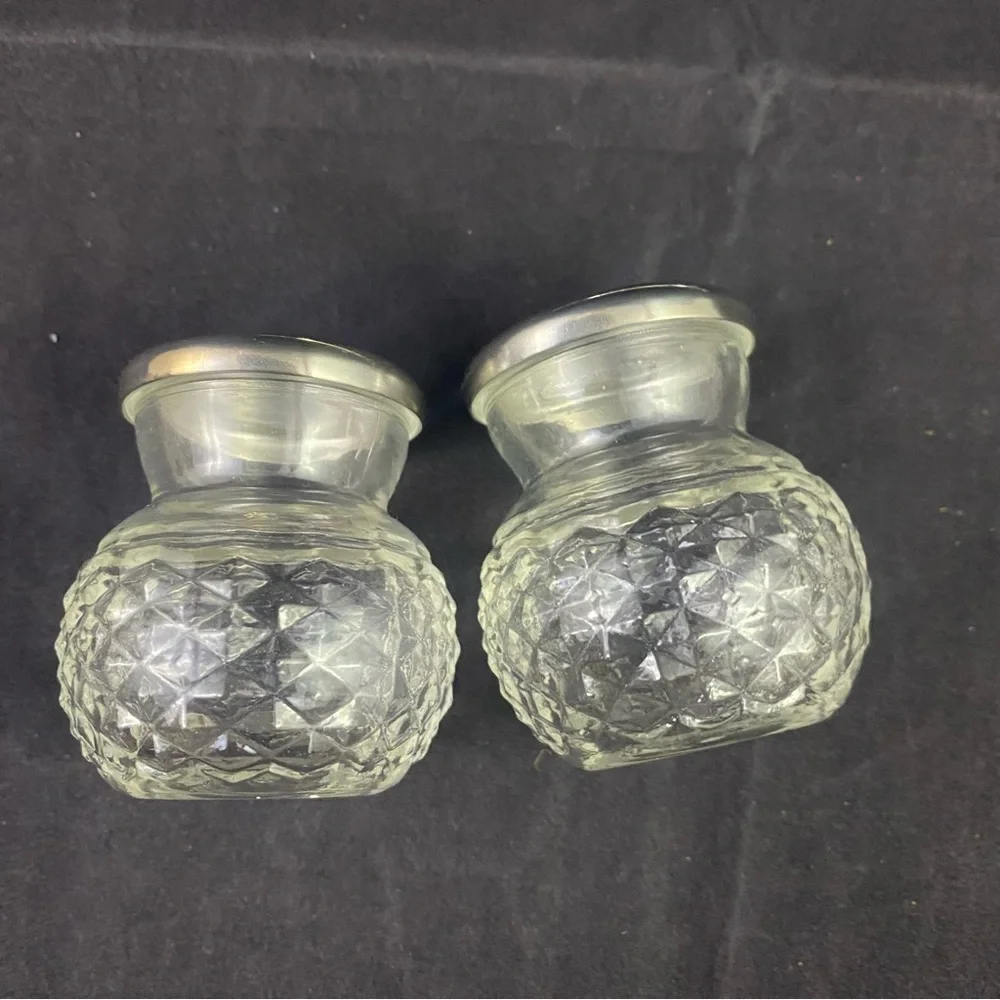 Elegant Silver Salt and Pepper Shaker Set